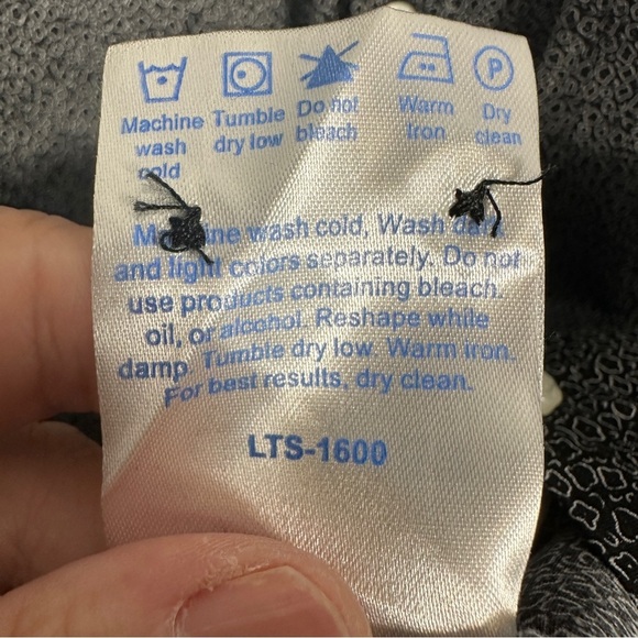 Level Ten Black Patterned Casual Button Down Shirt, size XL, cotton, fall - Picture 6 of 10